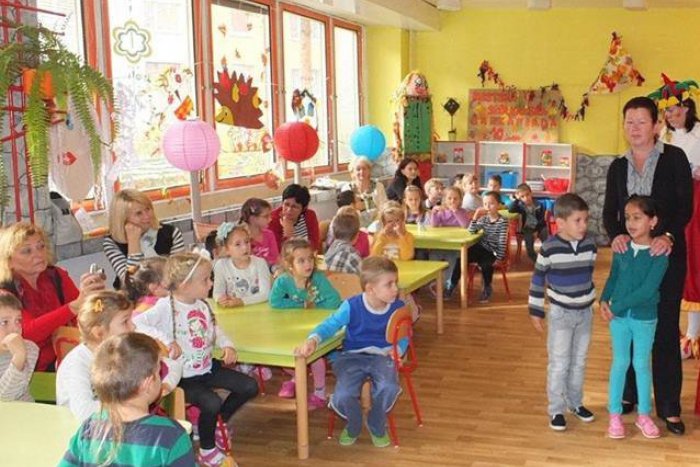 Ilustračný obrázok k článku Rodičia malých Bystričanov, zbystrite pozornosť: V TIETO dni budú mestské škôlky zatvorené