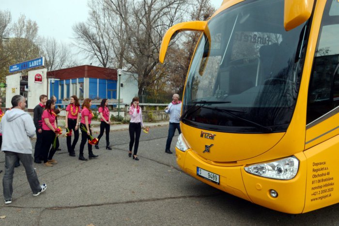 Ilustračný obrázok k článku Autobusy RegioJetu začnú z Bystrice premávať už o pár dní: Vieme, ako budú jazdiť!