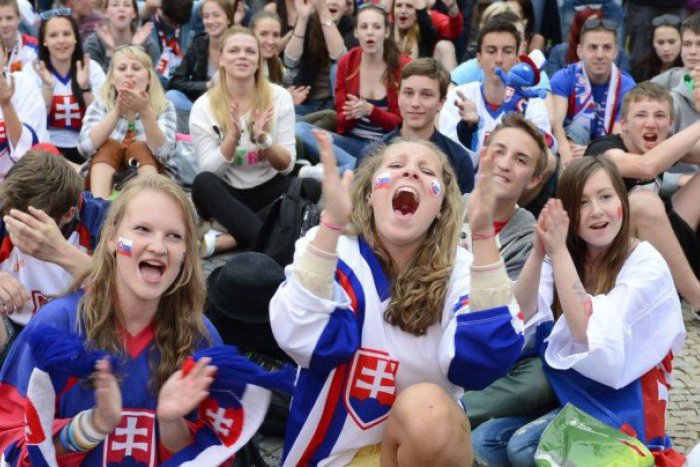 Ilustračný obrázok k článku Bystričani sa môžu tešiť: Počas majstrovstiev sveta v hokeji vyrastie v meste fanzóna