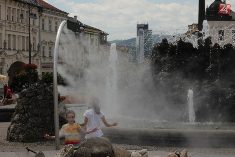 Ilustračný obrázok k článku Udreli horúčavy. Bystrica bojuje s teplom fontánami aj kropením ciest