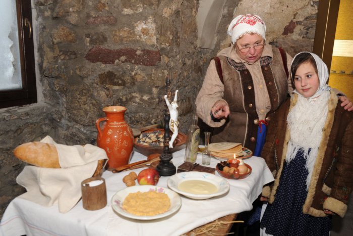 Ilustračný obrázok k článku Handelská kuchárka starých materí. Jedlá z Horehronia, ktoré upadli do zabudnutia