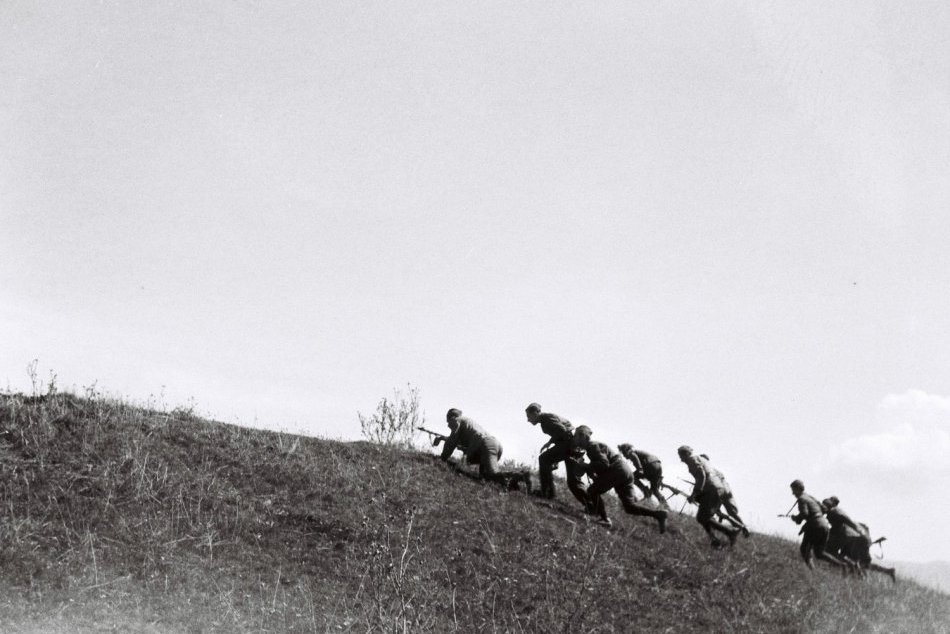 Ilustračný obrázok k článku Na sever od Bystrice operoval partizánsky oddiel Vpred. Prepadol desiatky nemeckých transportov