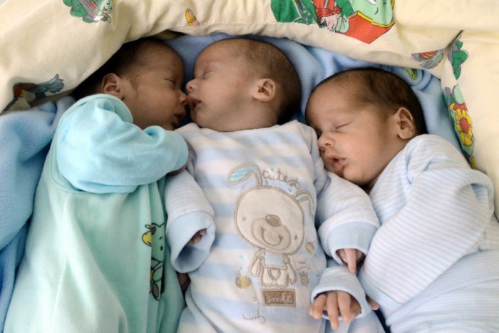 Ilustračný obrázok k článku V bystrickej nemocnici sa radosť mamičiek aj násobila. Koľko sa narodilo dvojičiek a trojičiek?