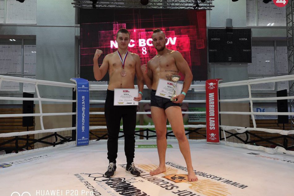 Ilustračný obrázok k článku FOTO: Bystrickí bojovníci MMA sa tešili z víťazstiev. Samo zdolal aj súpera z vyššej váhovky