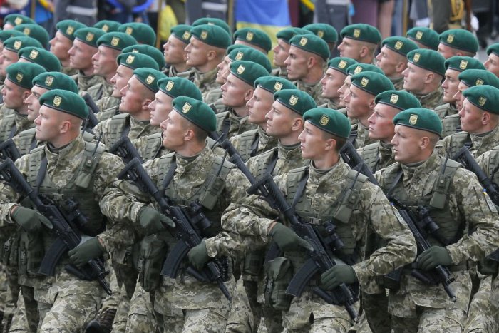 Ilustračný obrázok k článku ŠIJÚ sa na Slovensku uniformy pre vojakov? Konšpirátori nelenia, HOAX šíria v zahraničí!