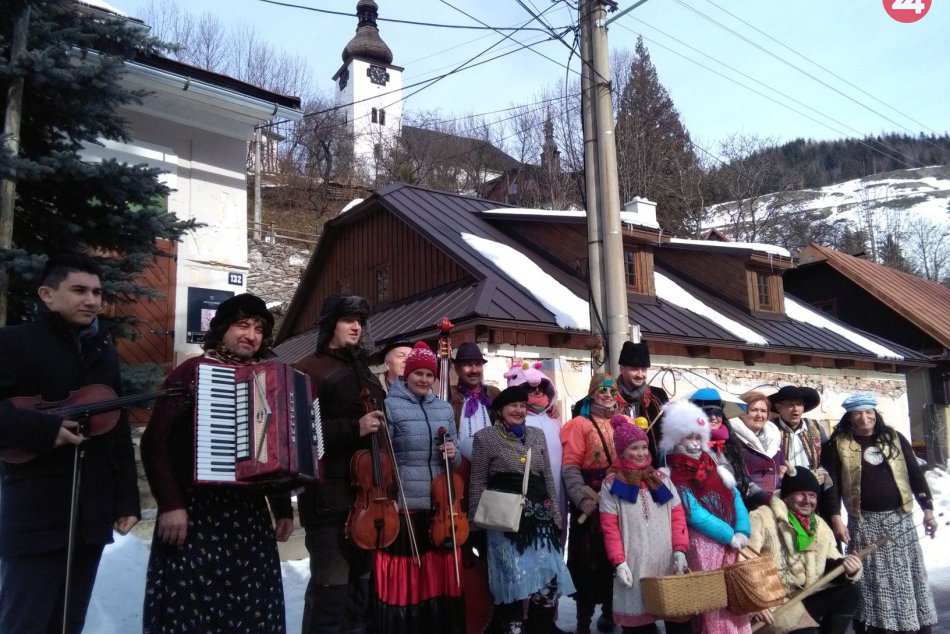 Ilustračný obrázok k článku Fašiangy v malebnej obci pri Bystrici. Na čo všetko sa môžete tešiť?