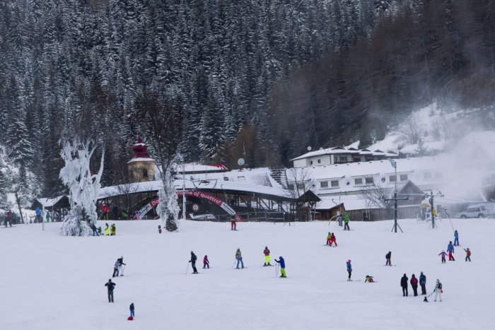 Ilustračný obrázok k článku Donovalčania sa nevzdávajú: Proti rozhodnutiu o lyžiarskej hale podniknú rázny krok