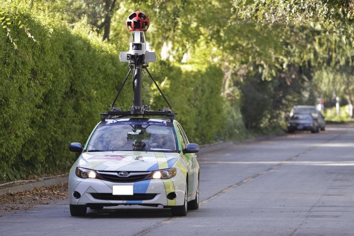 Ilustračný obrázok k článku Pod Urpín zavíta auto Google Street View: KEDY bude fotiť v bystrických uliciach?