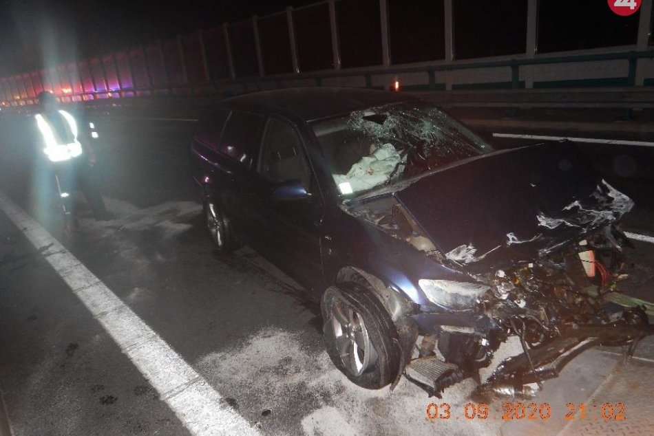 Ilustračný obrázok k článku Na obchvate Bystrice havaroval mladý vodič: Nehoda paralyzovala dopravu, FOTO