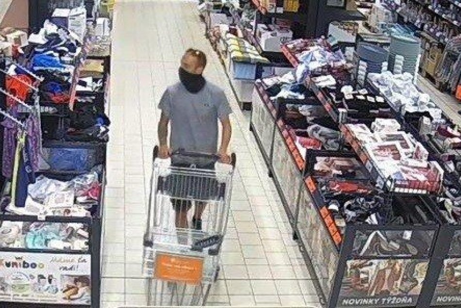 Ilustračný obrázok k článku V bystrickom obchode si vzal alkohol aj značkovú obuv: Odišiel bez zaplatenia, FOTO
