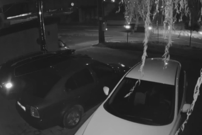 Ilustračný obrázok k článku Polícia v Bystrici pátra po vodičovi: Narazil do chodca na priechode a odišiel, VIDEO