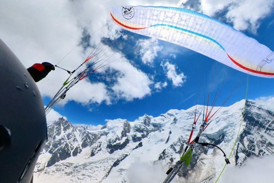 Ilustračný obrázok k článku EXTRÉMNY zážitok a malý ZÁZRAK: Martin dokázal zletieť z Mont Blancu, VIDEO a FOTO