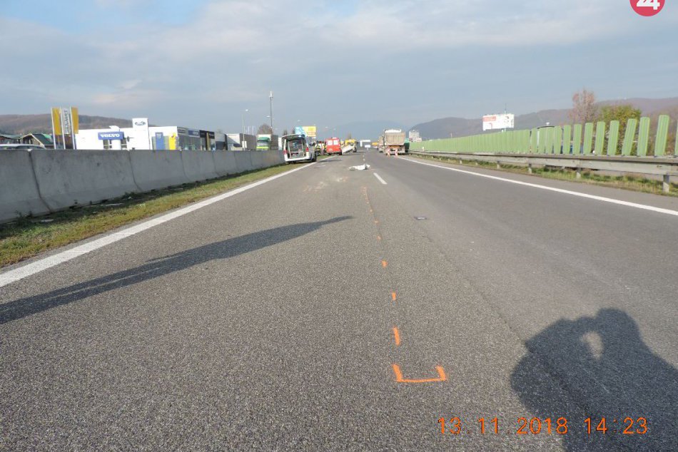 V OBRAZOCH: Medzi Bystricou a Zvolenom došlo k hrozivo vyzerajúcej nehode