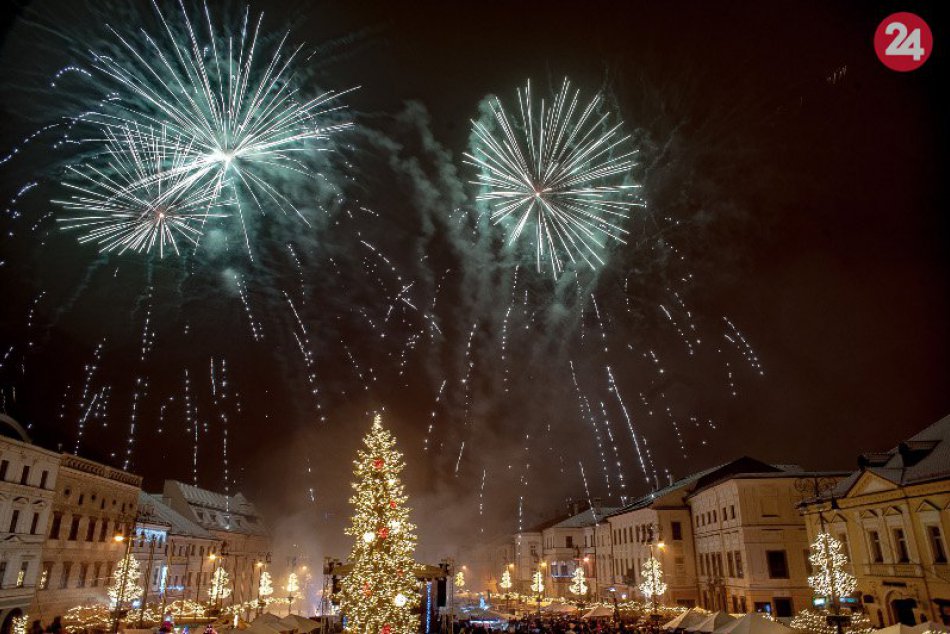 V OBRAZOCH: Novoročný ohňostroj v Bystrici zachytený na fotkách