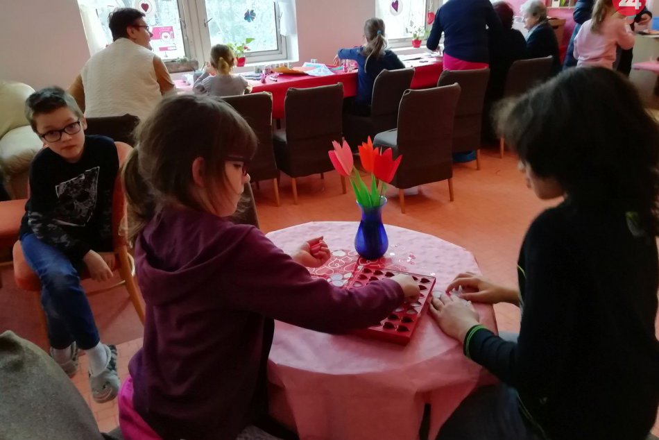 V OBRAZOCH: V Komunitnom centre Fončorda bol Valentín plný láskavosti