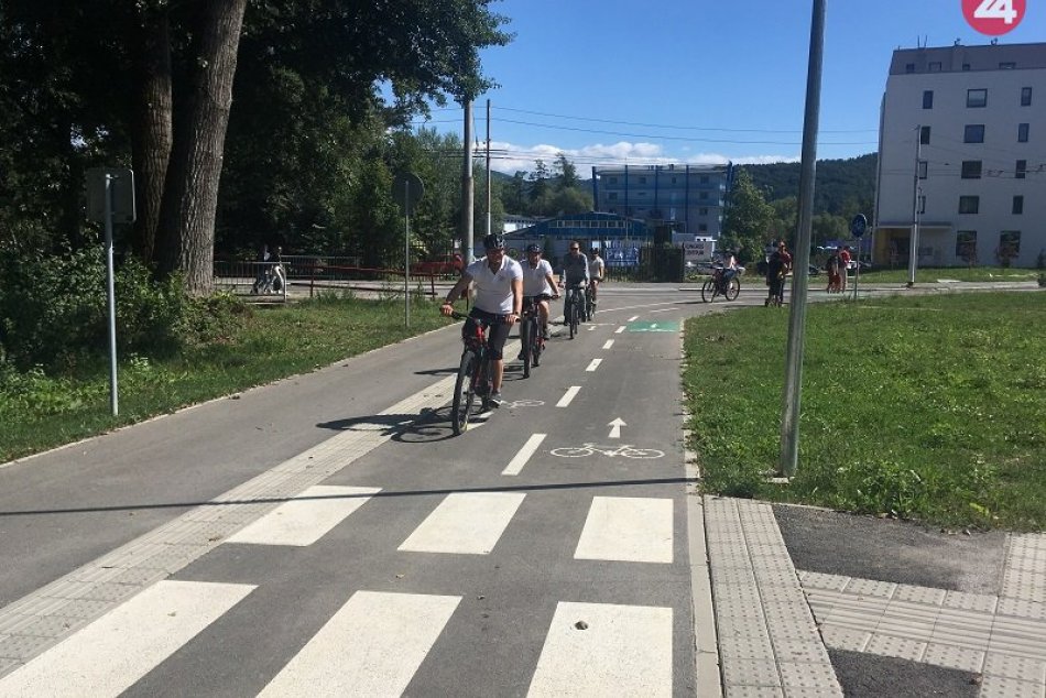 V OBRAZOCH: V Bystrici oficiálne otvorili prvú cyklotrasu