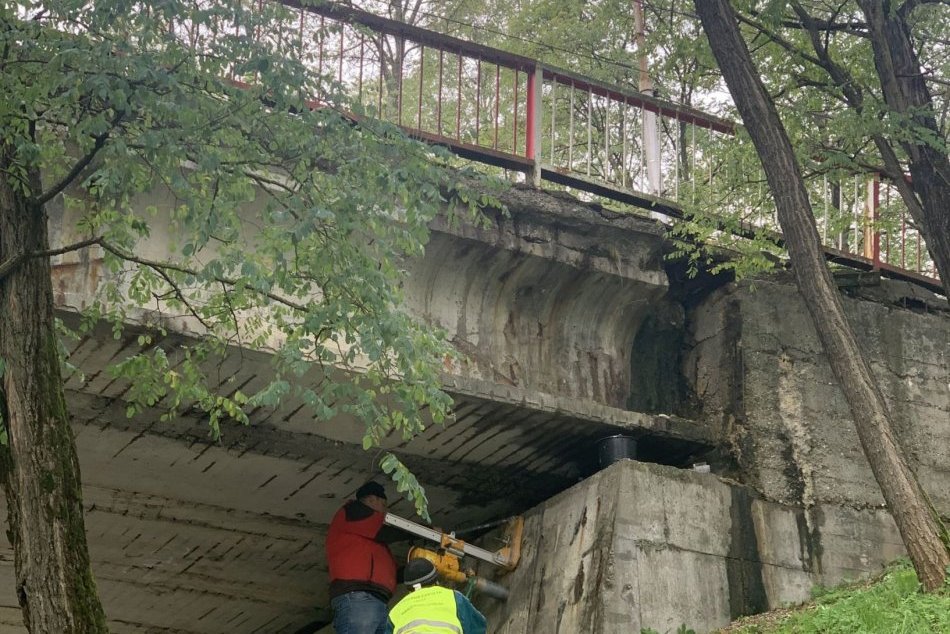 V OBRAZOCH: Žilinská univerzita začala diagnostikovať mosty v Bystrici